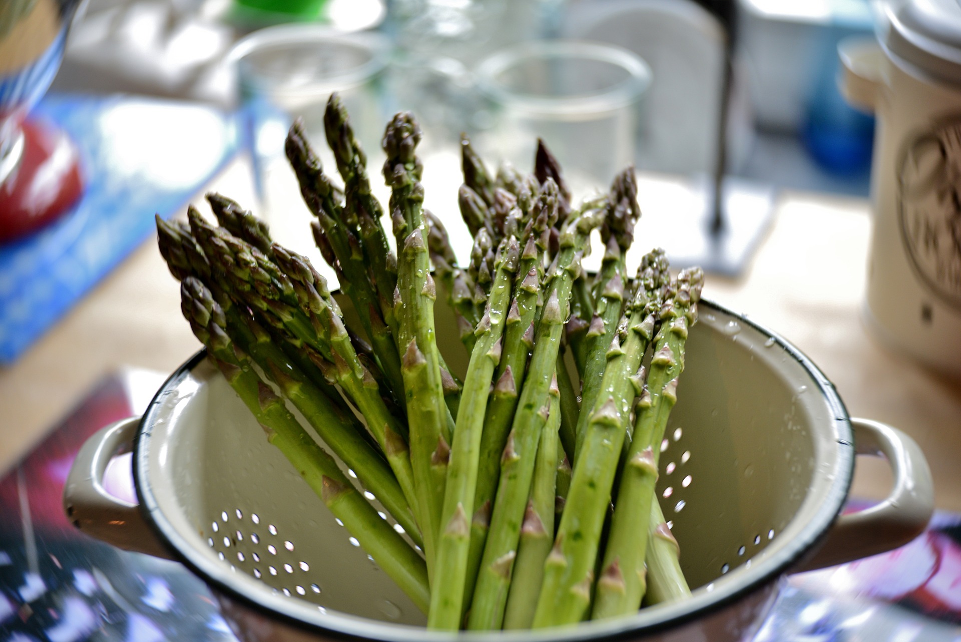 asparagus-g2e7f29bbf_1920